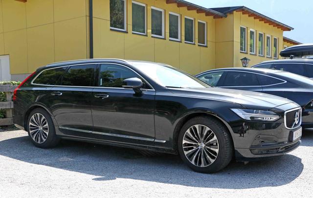 XC90改款完,轮到V90了,旅行车会不会突围?