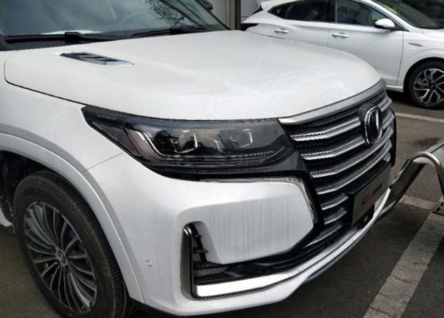 长安这次够诚意,CS95改款变化巨大,内饰亮眼,感觉能火了