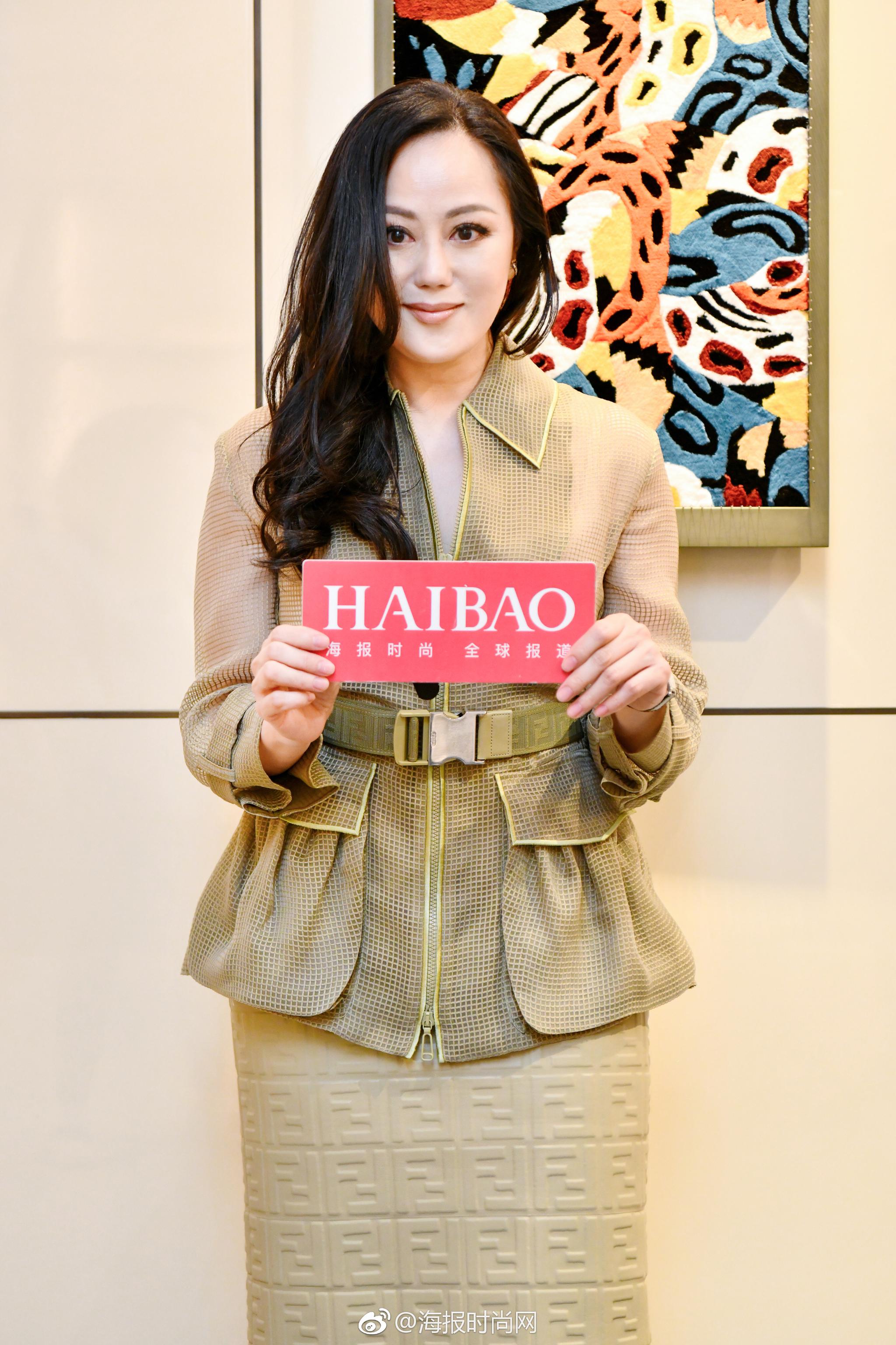 亮相@FENDI CraFF限时工坊开幕活动，活动前章小蕙接受海豹君专访