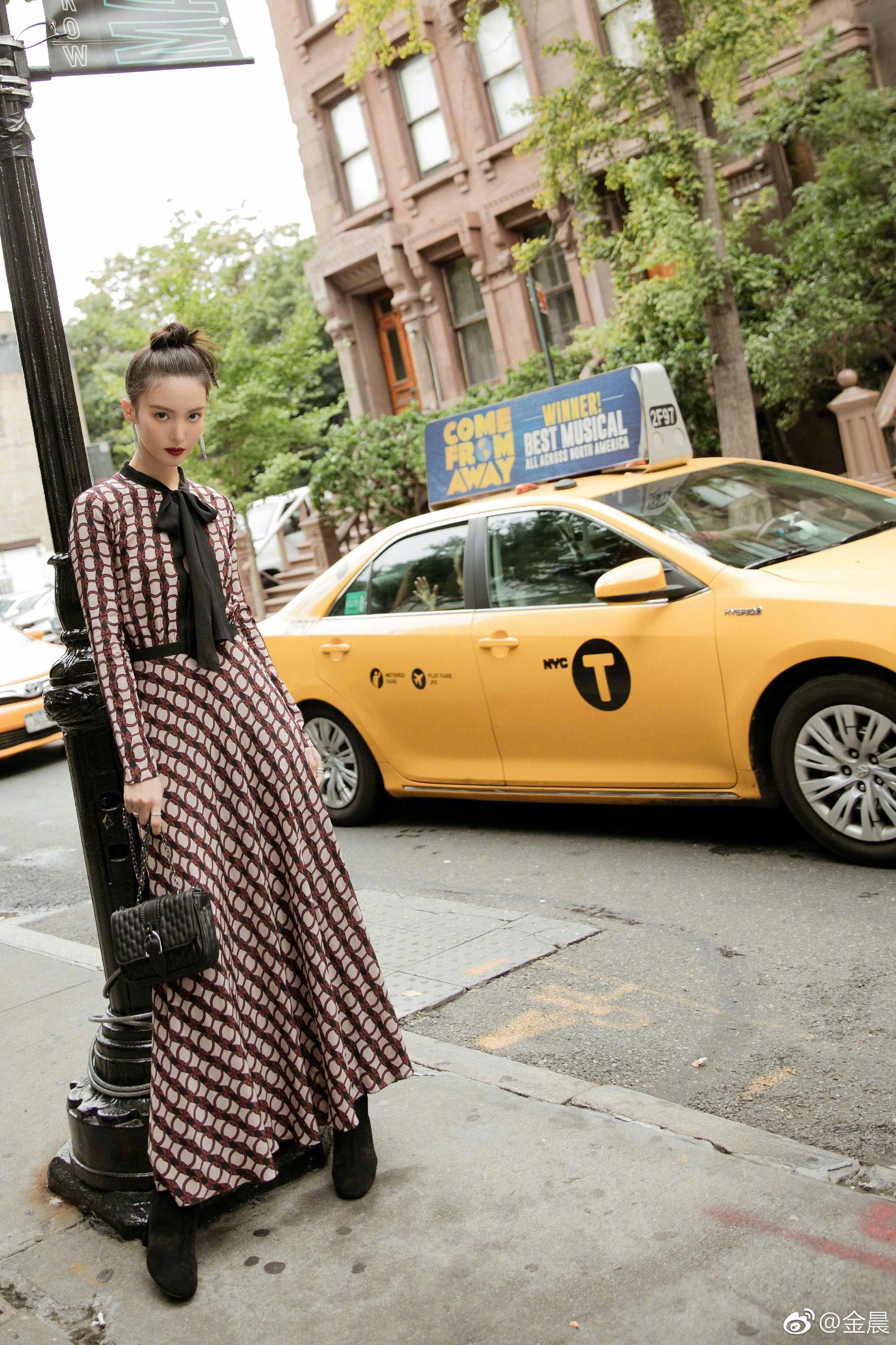 金晨写真集 金晨 写真集 新浪新闻