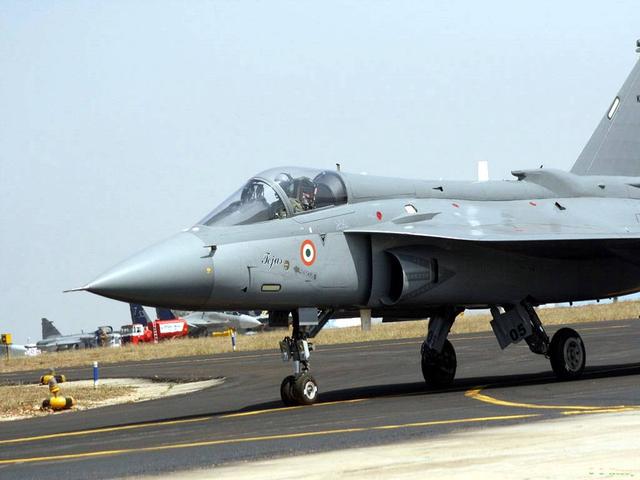 印度用苏30和阵风就可以对付歼20?恐怕连歼1