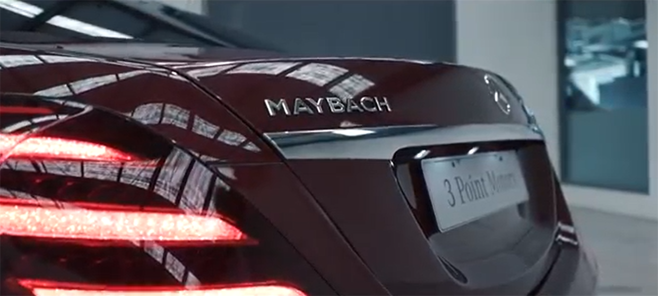 到店实拍，2019款泰坦红奔驰迈巴赫S650，售价1000万