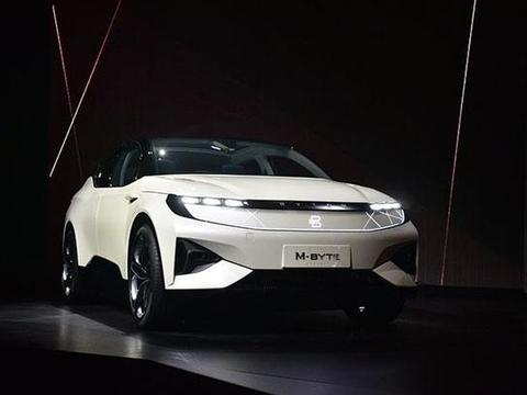 这车配48英寸超大屏幕，开车就像看电视，将年底量产上市售价30万