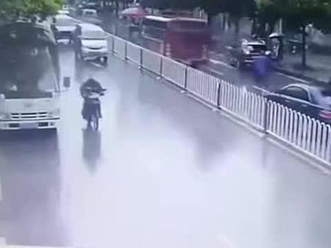 这里有“电动车“的最新资讯请不要错过