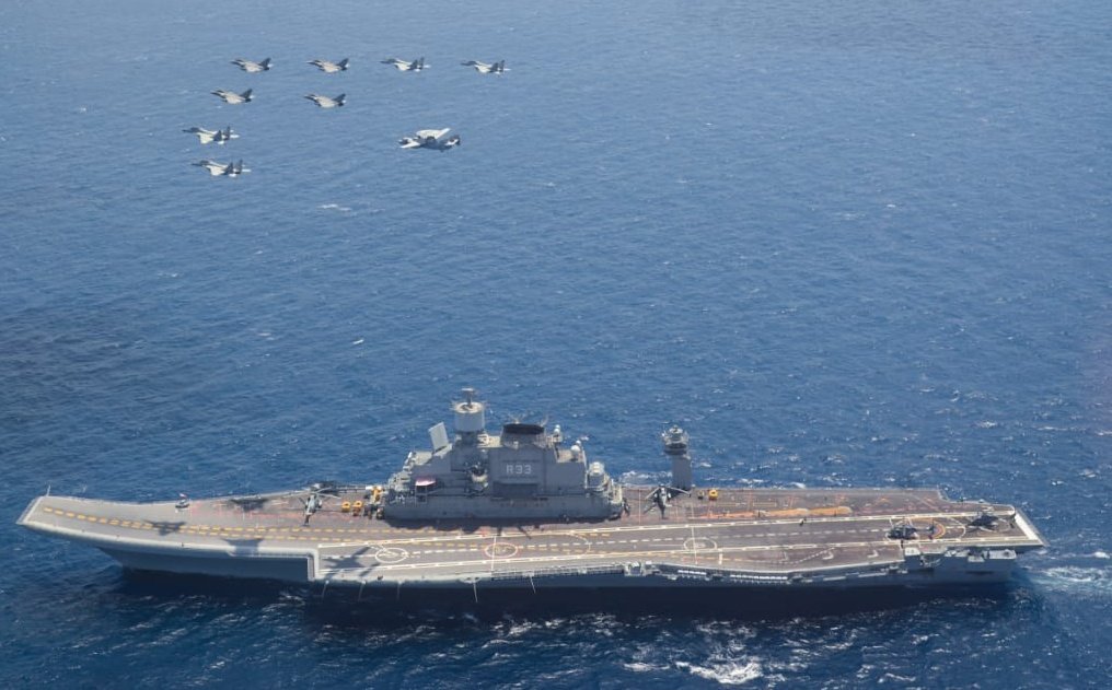 伐楼拿2019联合军演,法印两国海军舰载机混合