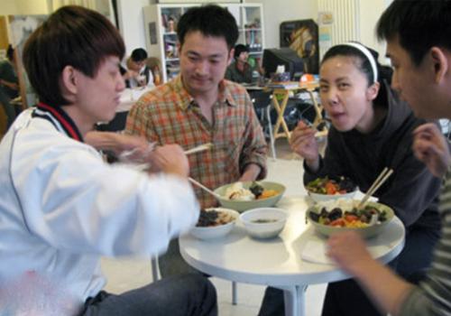 喻恩泰牛津大学留学生活曝光,网友看后点赞:货