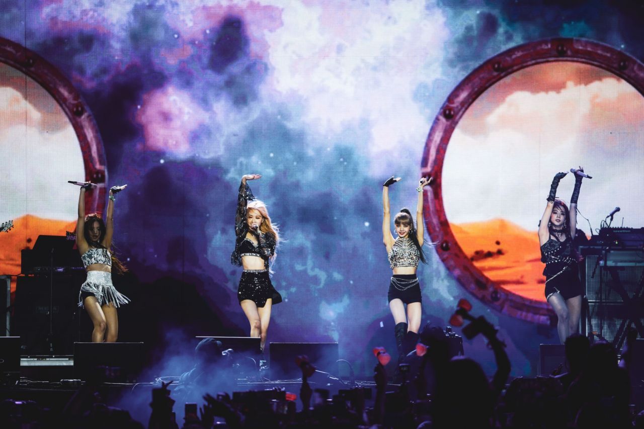 科切拉音乐节blackpink,lisa科切拉音乐节 韩国女子组合blackpink这次也去了coachella音乐节表演呢