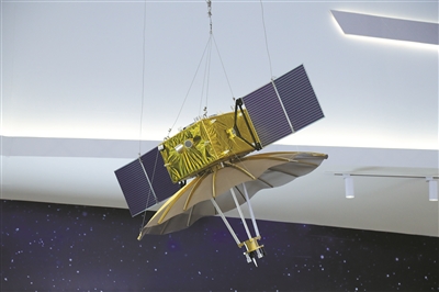 美国求中方延长鹊桥卫星寿命,供其以后使用,中方回应亮了