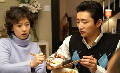 灵魂拷问：相亲要不要带上爸妈？