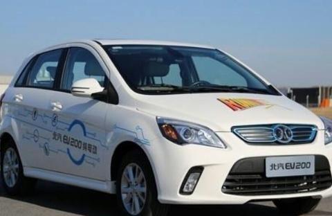 电动汽车充电大概需要多久？听专家讲完，车主：后悔才知道！