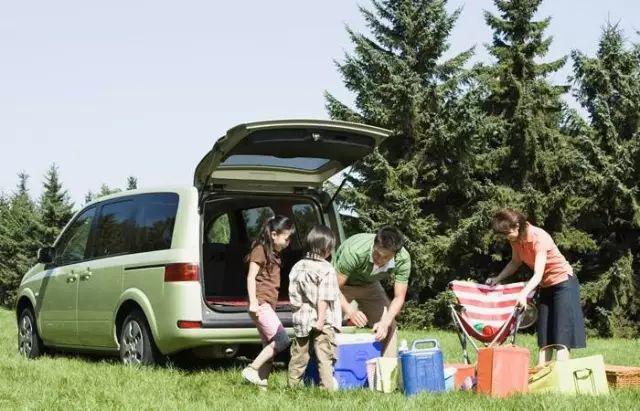 吐血整理!自驾游必带的装备是这几样