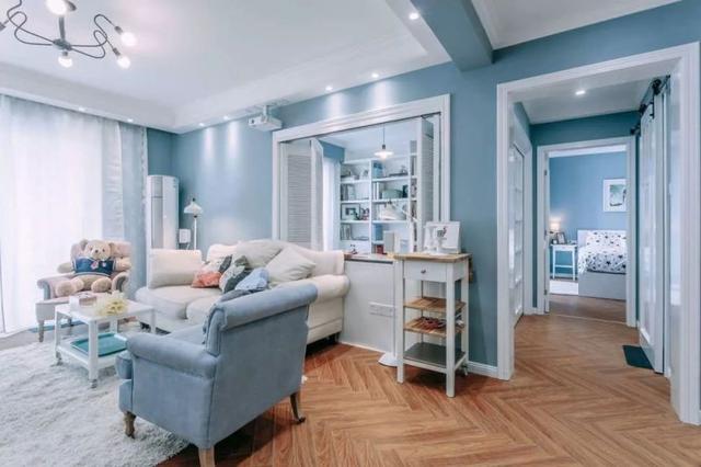 轻奢简约风格，拥有时尚的色彩搭配，你值得拥有！