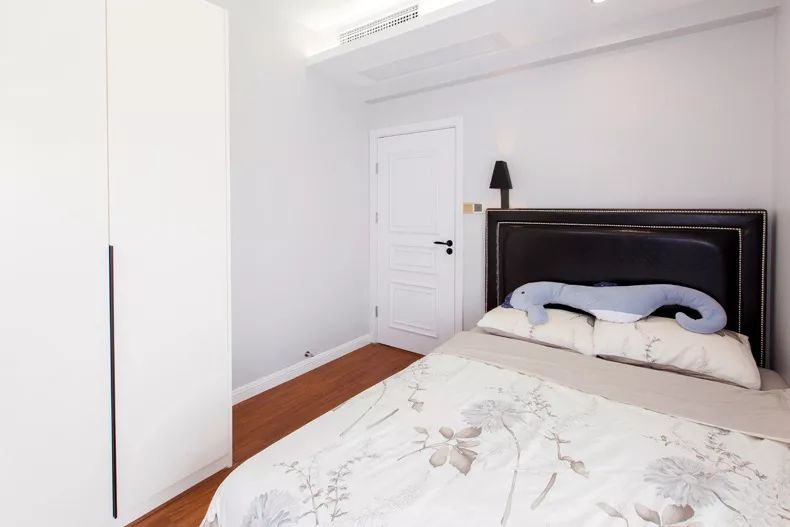 102㎡现代轻奢，时尚摩登，惊艳之家