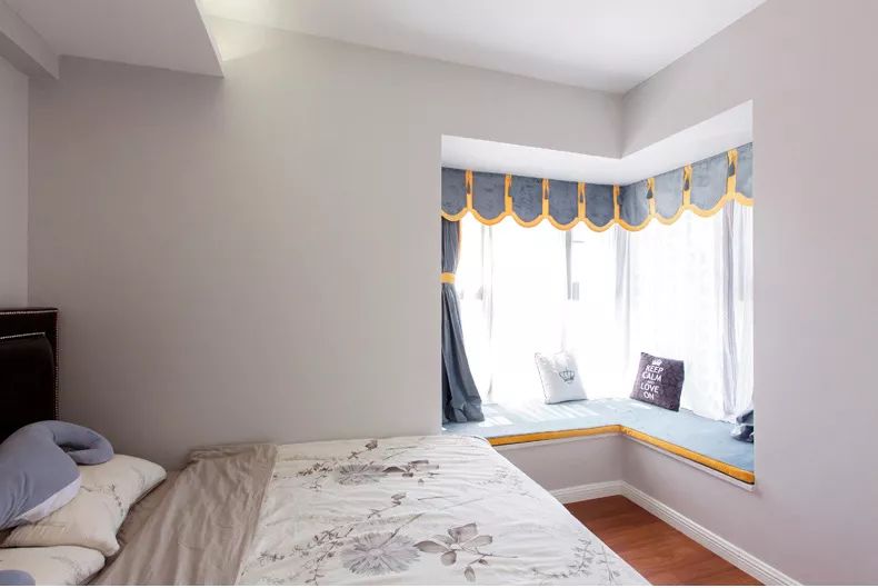 102㎡现代轻奢，时尚摩登，惊艳之家