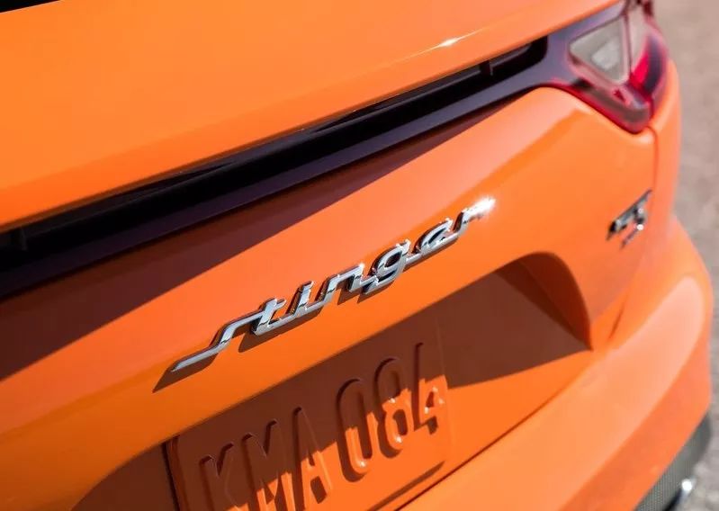 3.3T V6发动机,这台超拉风的运动轿车媲美超跑,限量800台