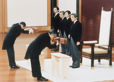 1989~ѬӦbYW~Ӥ饻ӫǡTjCϷG饻cU