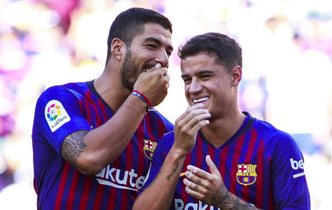 巴萨vs利物浦:巅峰对决!梅西大战萨拉赫范迪克