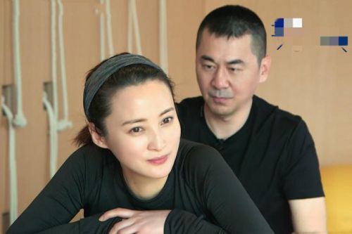 AI修复的蒋勤勤照片曝光颜值令人惊艳 年轻时候的蒋勤勤长什么样？