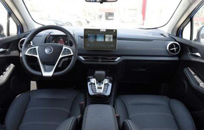 10万落地、月入3000也能养得起,这几款车适合年轻人!