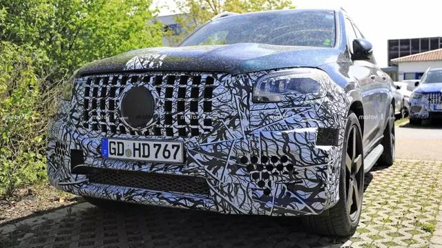 新梅赛德斯-AMG GLS 63谍照曝光,将年底亮相