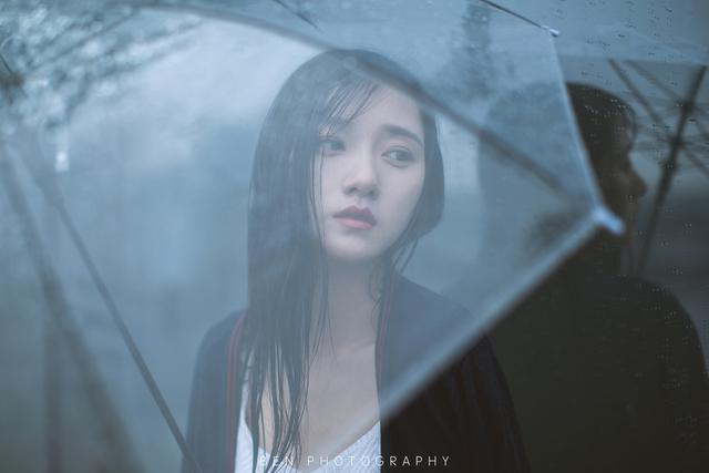 雨爱-女生湿身淋雨-竹本先生人像作品