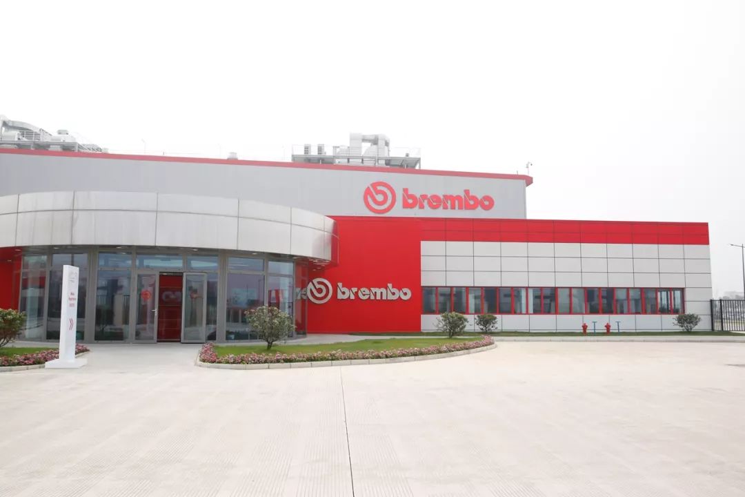 布雷博Brembo刹车系统到底牛在哪里,为何能被性能车独宠?