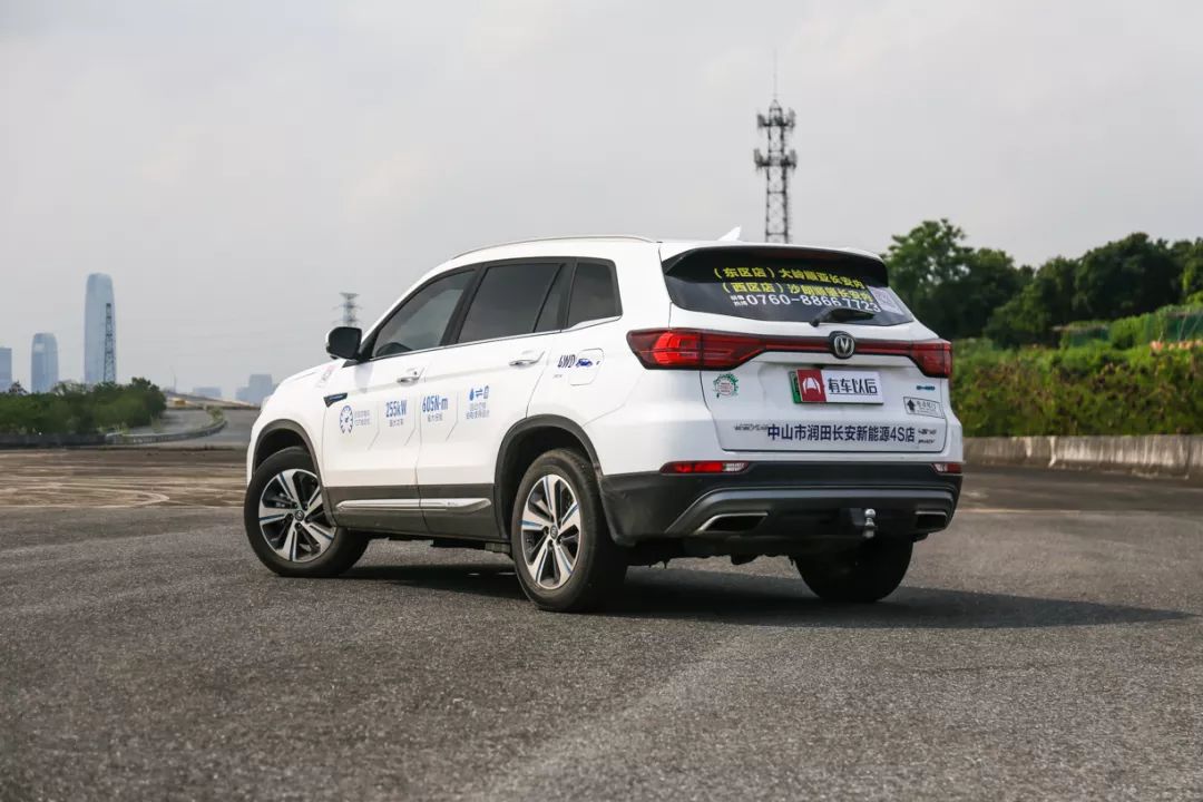 大品牌、高配置!这台10万多的精品国产SUV,品质不输合资