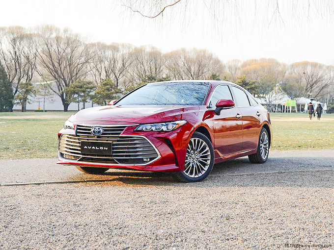 30万预算买车,这几款同级别里最安全!邻居还夸你有品位