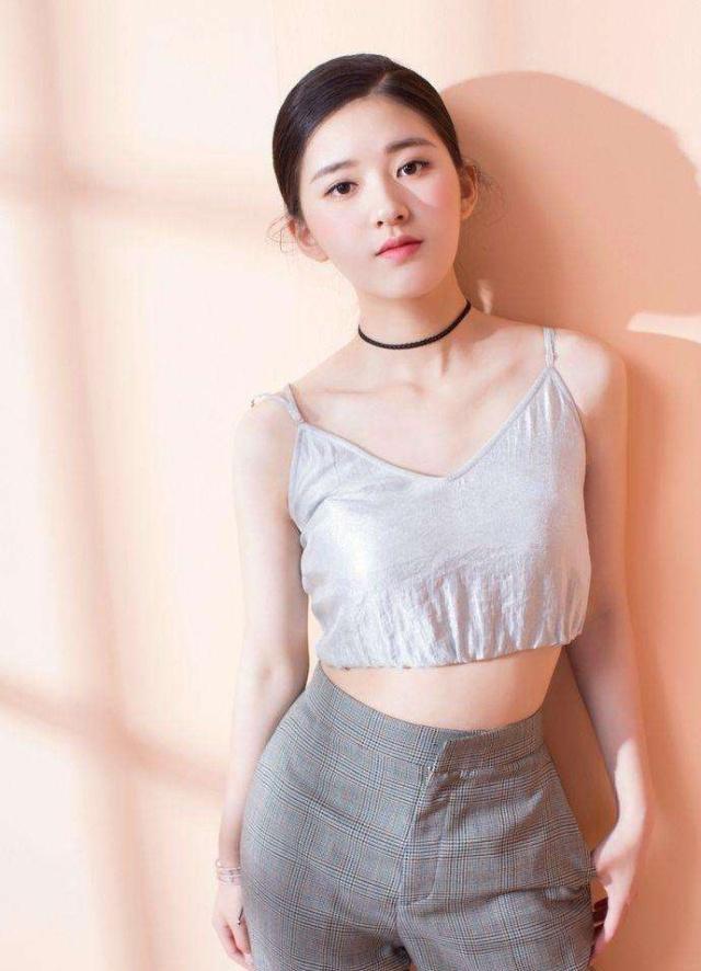 娱乐圈川妹子个个都是美女,除了鞠婧祎,陈钰琪,赵露思