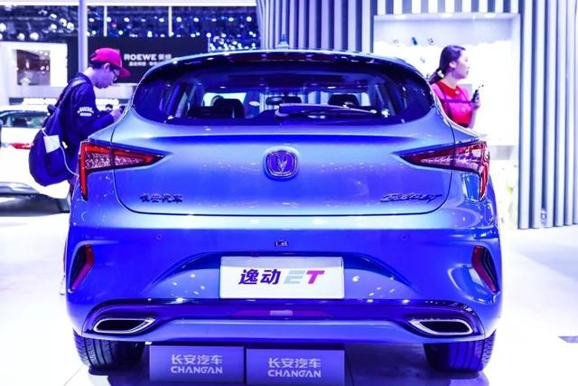 几十万买特斯拉和蔚来都“火”了,还不如买10来万的逸动ET