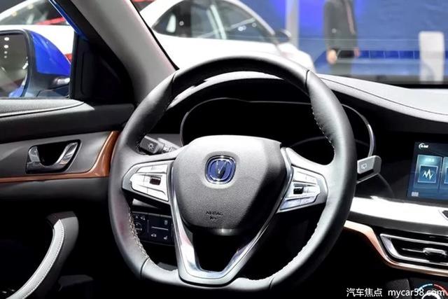 几十万买特斯拉和蔚来都“火”了,还不如买10来万的逸动ET