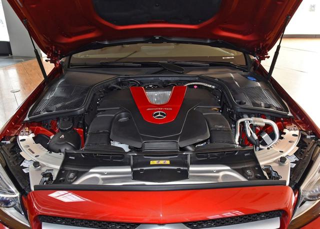 搭载3.0L双涡轮增压V6的德系豪车,配9AT要64万