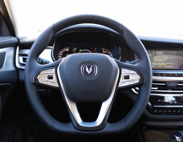 热门综艺打卡网红城市,长安CS35PLUS重庆伴你行