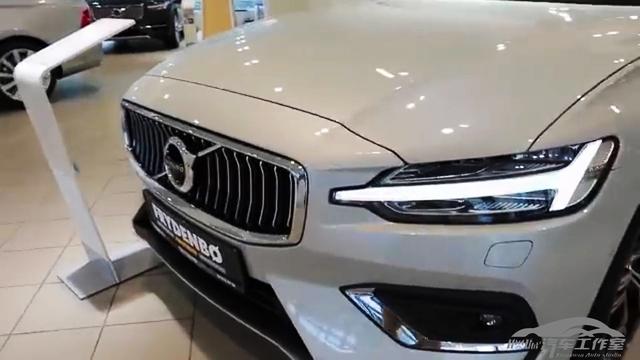 瓦罐迷们没白等 “最美旅行车”全新沃尔沃V60到店实拍