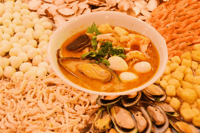 168/位陆家嘴爆出「西班牙铜锅小龙虾」!冰镇、蒜蓉、十三香…6种口味畅吃!大胃王也瑟瑟发抖! ¥168/位 陆家嘴爆出「西班牙铜锅小龙虾」!冰镇、蒜蓉、十三香…6种口味畅吃!大胃王也瑟瑟发抖!