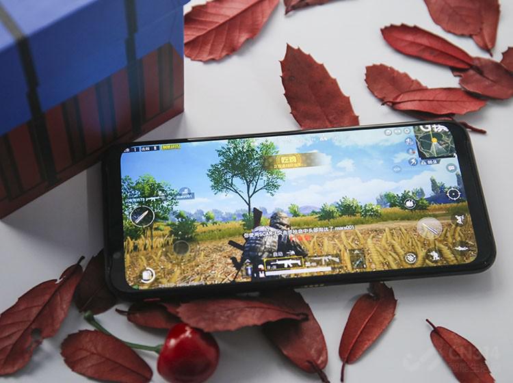 “吃鸡”再见！《和平精英》到来，你的手机完成升级了吗？