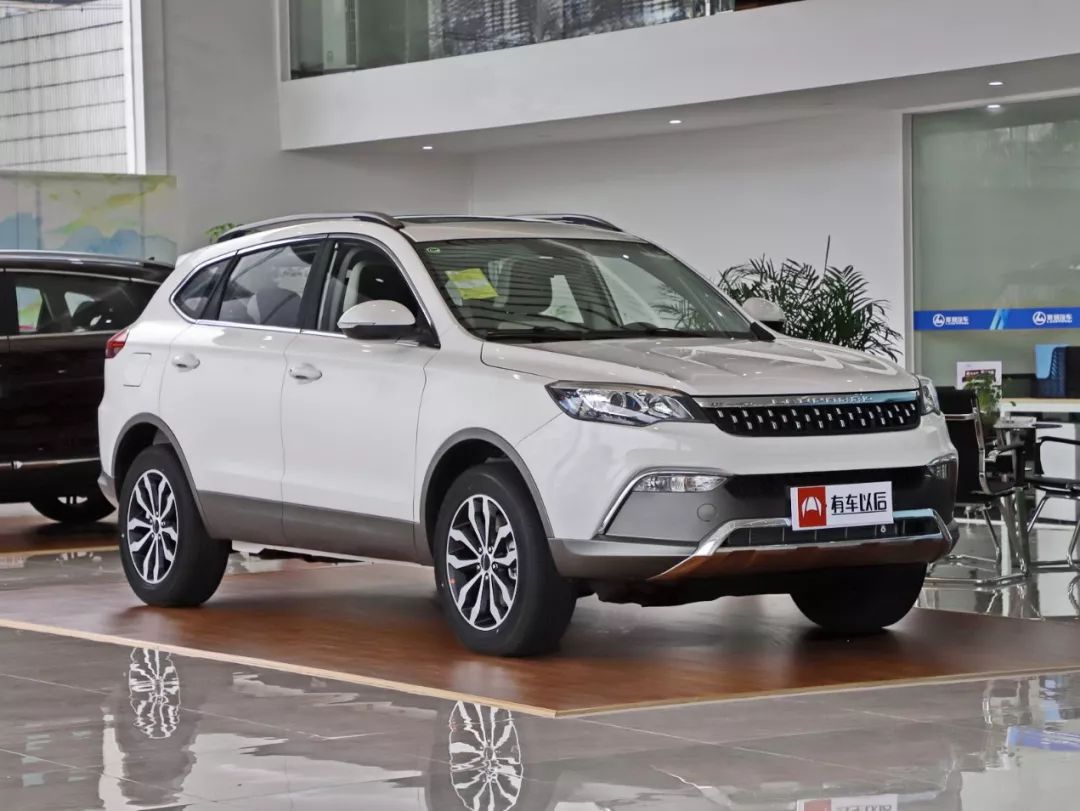 这部卖10万的车,造型看起来像是20万,内饰看起来值30万?