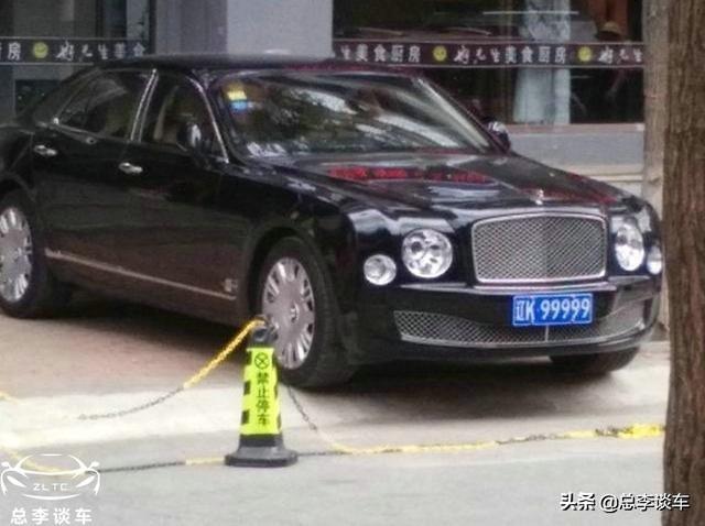 国内首辆99999库里南,车牌价值200多万,车标值一辆帕萨特