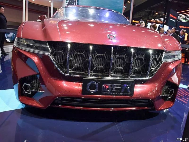 381马力、长超5米的SUV,“一箱油”续航1200km!