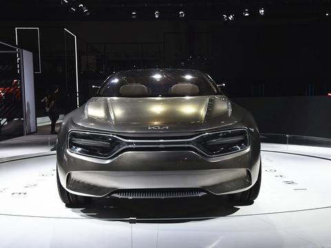 设计超拉风，对开门＋21块中控屏，这辆起亚将实现量产