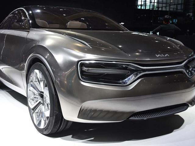 设计超拉风，对开门＋21块中控屏，这辆起亚将实现量产