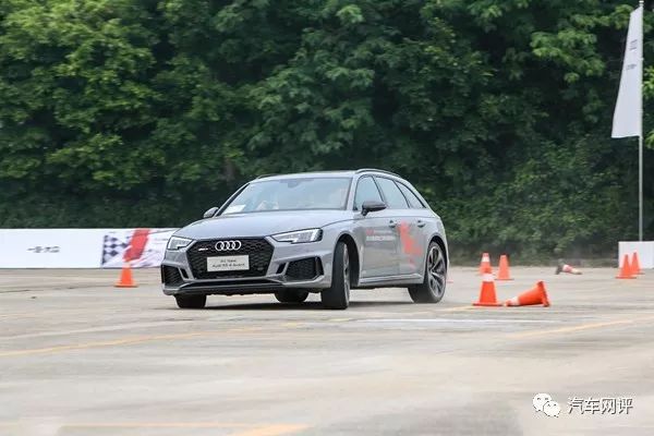 偏执狂 直男风格 死忠咬地玩法的奥迪 我居然爱上了它