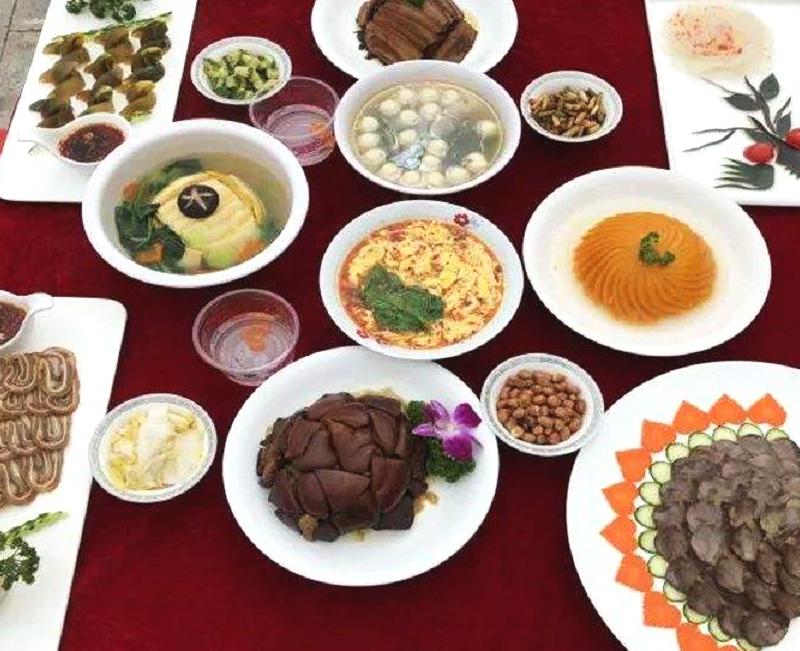 去安康一定要吃的几种美食，堪称安康人的美食盛宴，简直太诱人了