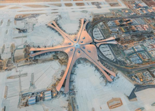 北京大兴国际机场航拍画面。  视觉中国 图