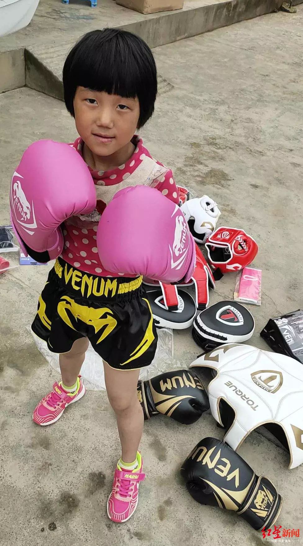 现实版“摔跤吧爸爸”：贵州一父亲培养儿女拳击，望成邹市明