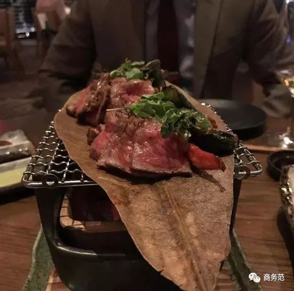 假装富二代的人，套路有多深