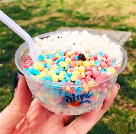 骗你是小狗,花椒、五粮液、咸鸭蛋冰淇淋真的很好吃! 骗你是小狗,花椒、五粮液、咸鸭蛋冰淇淋真的很好吃!