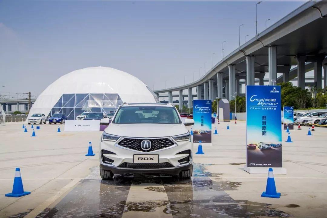 搭载同级唯一10AT变速箱、7.5秒即可破百,试驾讴歌RDX