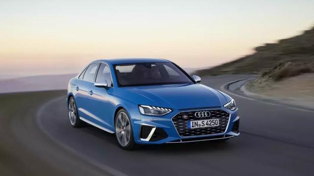 新款奥迪A4/S4家族官图亮相,外观大幅度升级