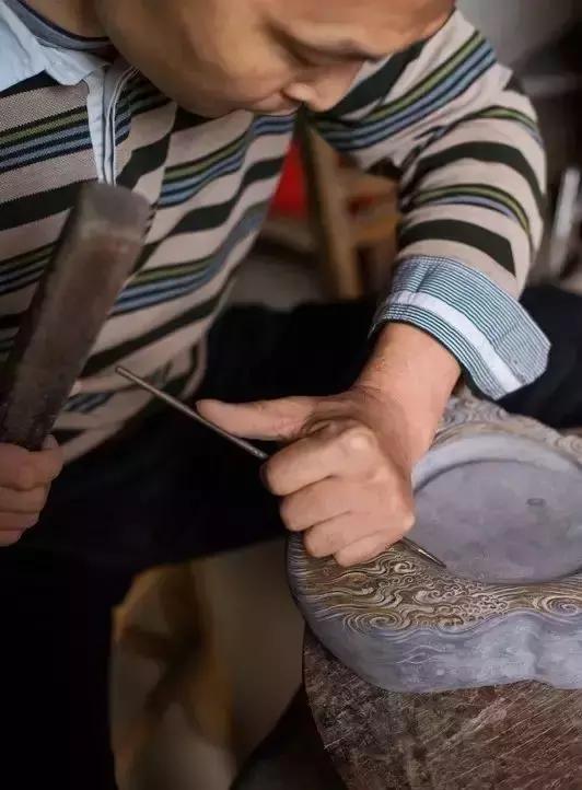 历代砚台的形制浅谈